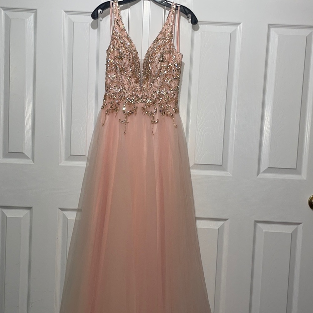 Only worn once, dave and Johnny size 0